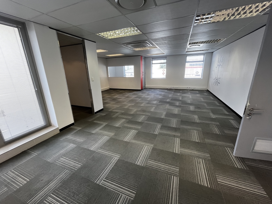 To Let commercial Property for Rent in Bo Oakdale Western Cape